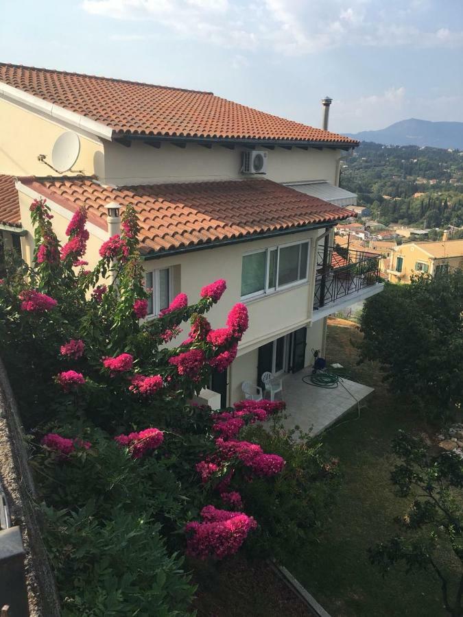 Вилла Chez Nikos Kompitsion Экстерьер фото